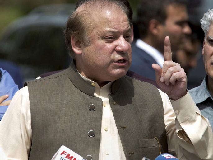 Nawaz Sharif political career | झुल्फिकार भुट्टोंच्या 'त्या' निर्णयामुळे नवाझ शरीफ उतरले राजकारणात Nawaz Sharif political career | झुल्फिकार भुट्टोंच्या 'त्या' निर्णयामुळे नवाझ शरीफ उतरले राजकारणात